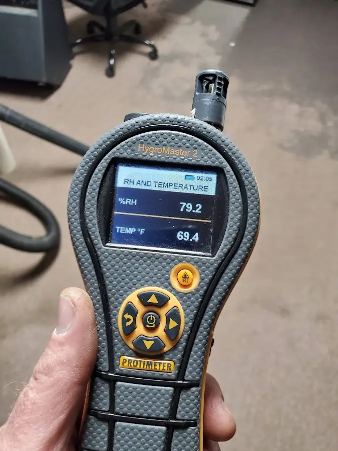 Moisture meter humidity assessment for Mold Remediation & Removal in Lincoln Village